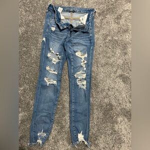 American Eagle super distressed jeggings